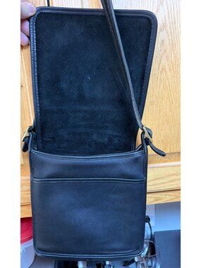 Vintage Coach 9144 LEGACY Studio Flap Leather Crossbody Bag Black